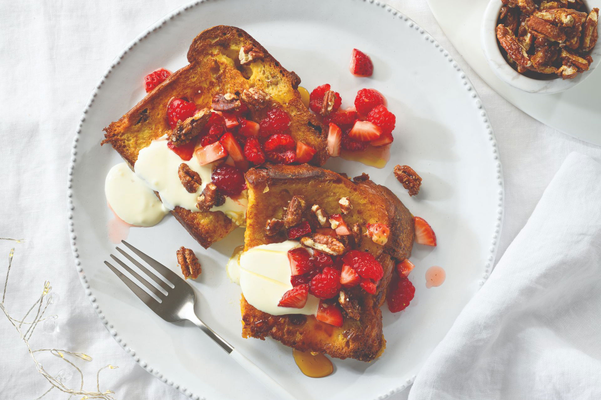 Panettone French Toast With Berries And Cinnamon Toasted Pecans ...