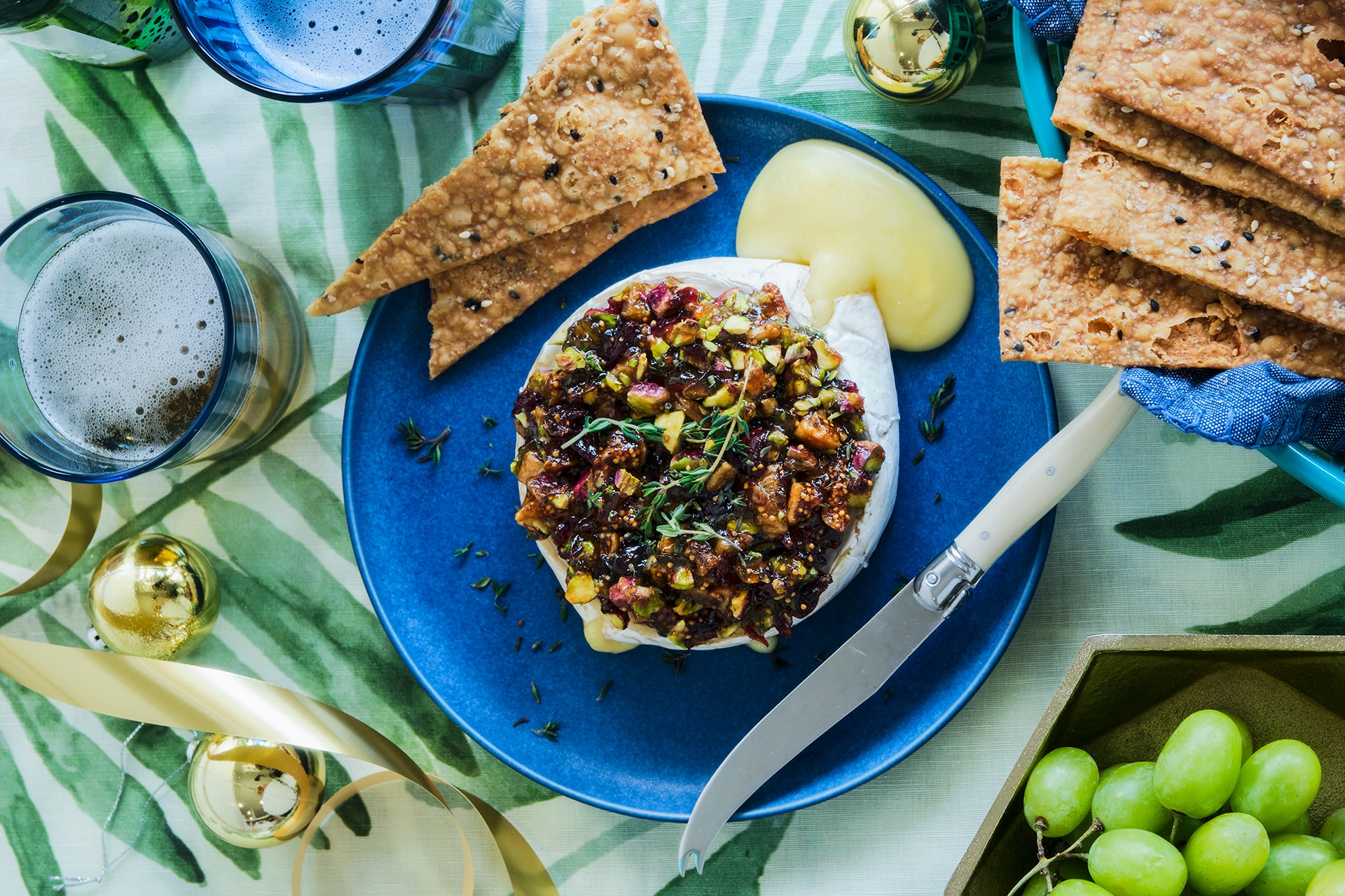 baked-brie-with-fig-cranberry-pistachio-hawthorne-garage